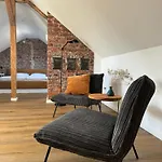 Dachgeschoss-studio Im Kurgebiet Kurpark & Therme Fusslaeufig Messe 6 Km باد سالزفلن
