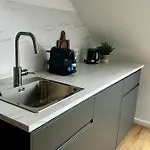 شقة Dachgeschoss-studio Im Kurgebiet Kurpark & Therme Fusslaeufig Messe 6 Km *