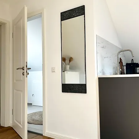Dachgeschoss-studio Im Kurgebiet Kurpark & Therme Fusslaeufig Messe 6 Km * Bad Salzuflen