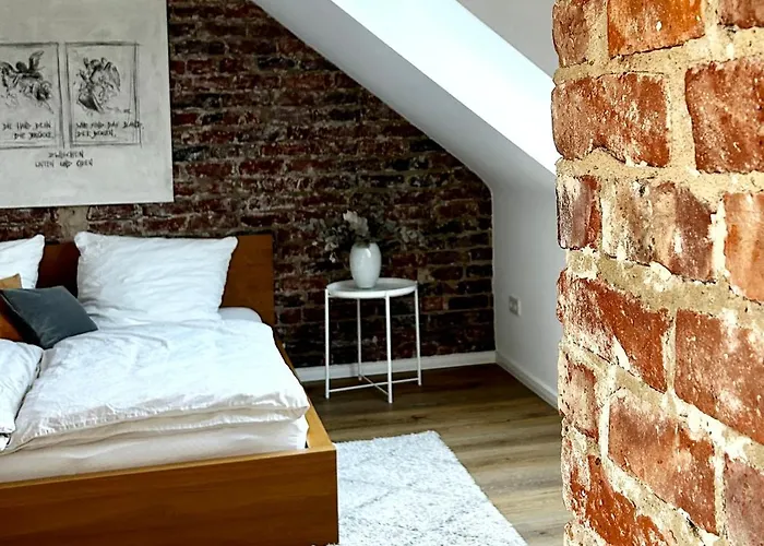 Dachgeschoss-studio Im Kurgebiet Kurpark & Therme Fusslaeufig Messe 6 Km *
